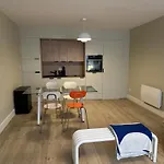 Le Pantone 아파트